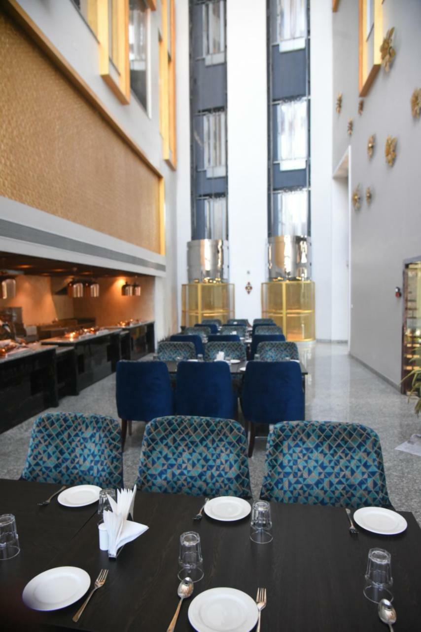 Hotel Accord Premier Raigarh Exterior foto